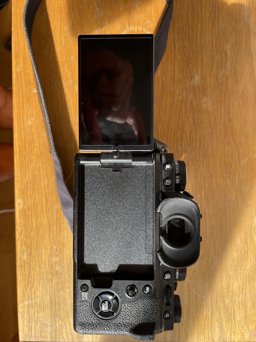 Fujifilm Appareil photo: Fujifilm xt4 + zwei Objective + stativ (full set) – Neuf (Voir description) à Zürich par geo_d6nm 2