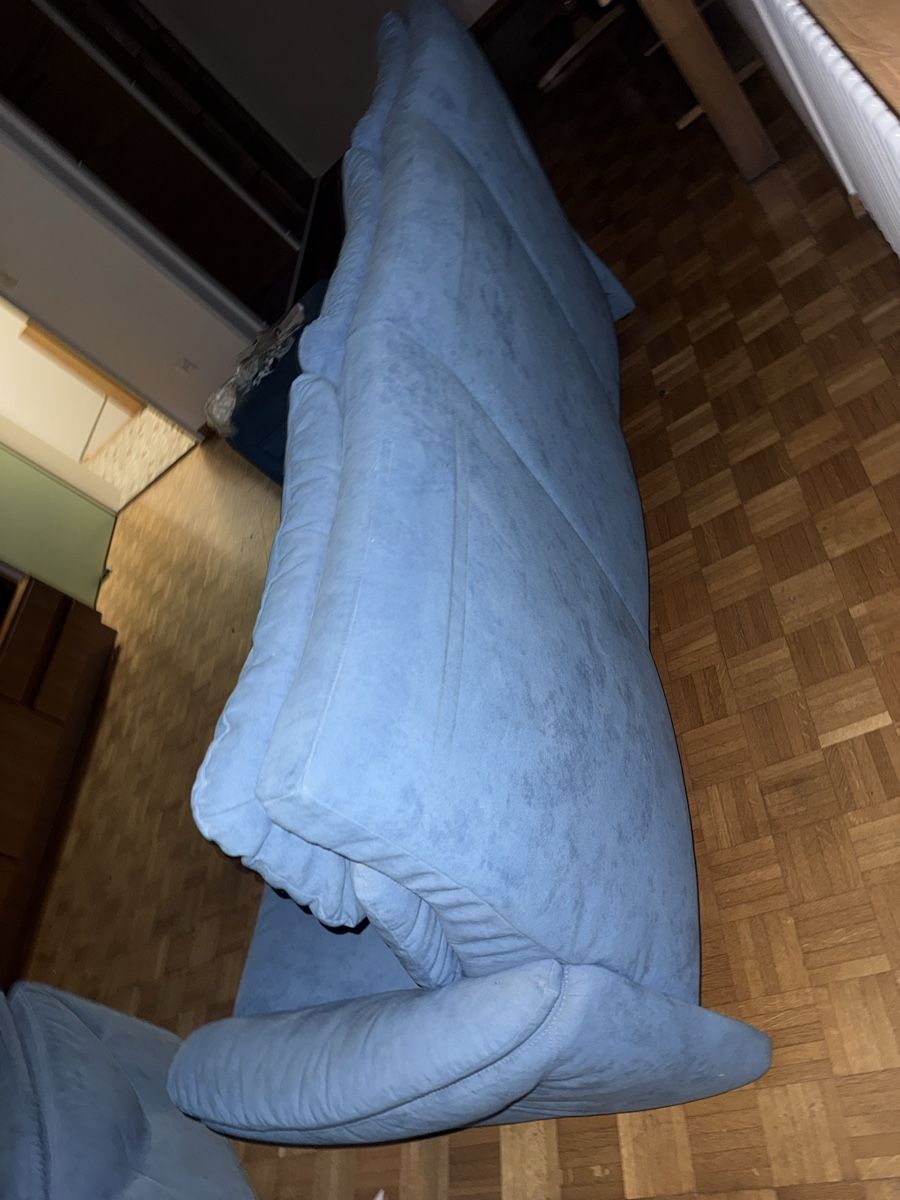 Sofas: Sofa mit Hocker – Gebraucht aus Thayngen von laylay_xD 1