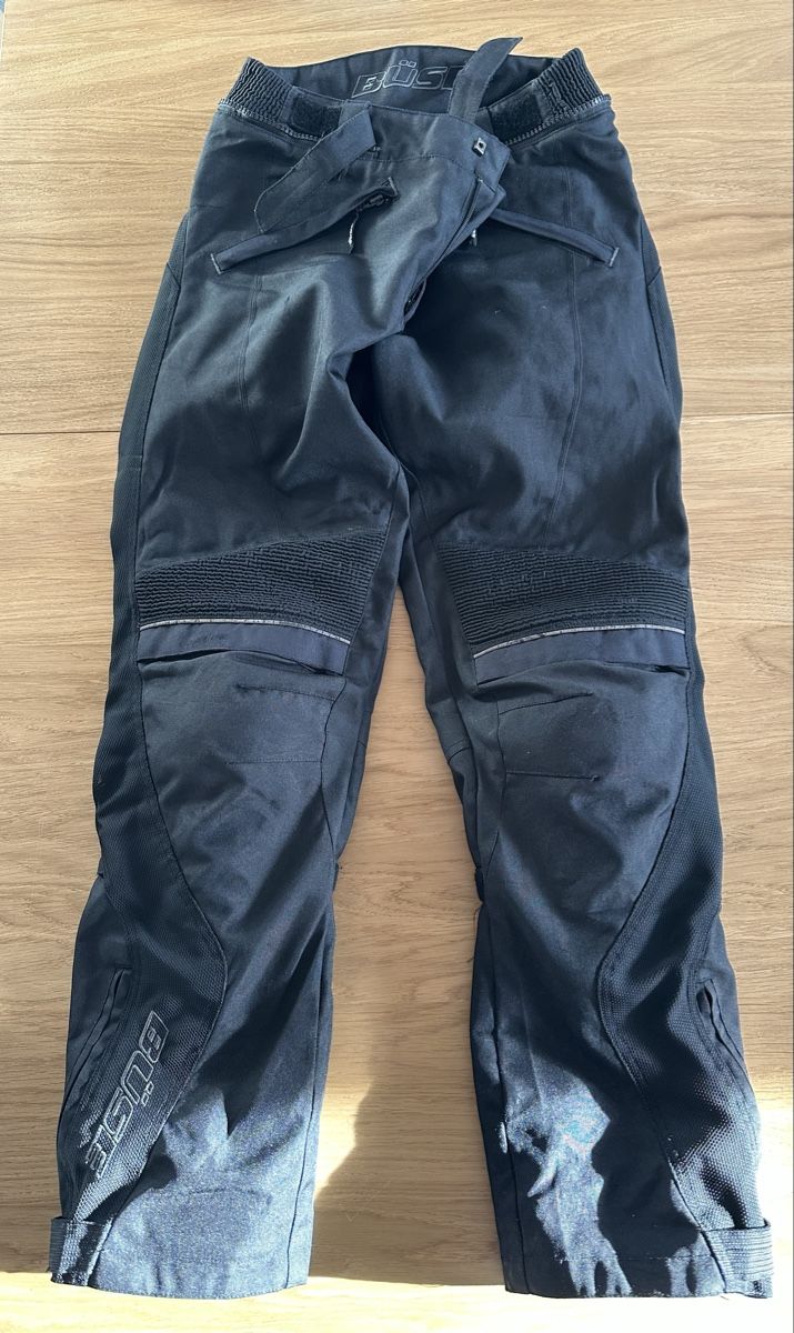 Hosen: Büse Motorradhose schwarz – Gebraucht aus Rifferswil von n.megert 4