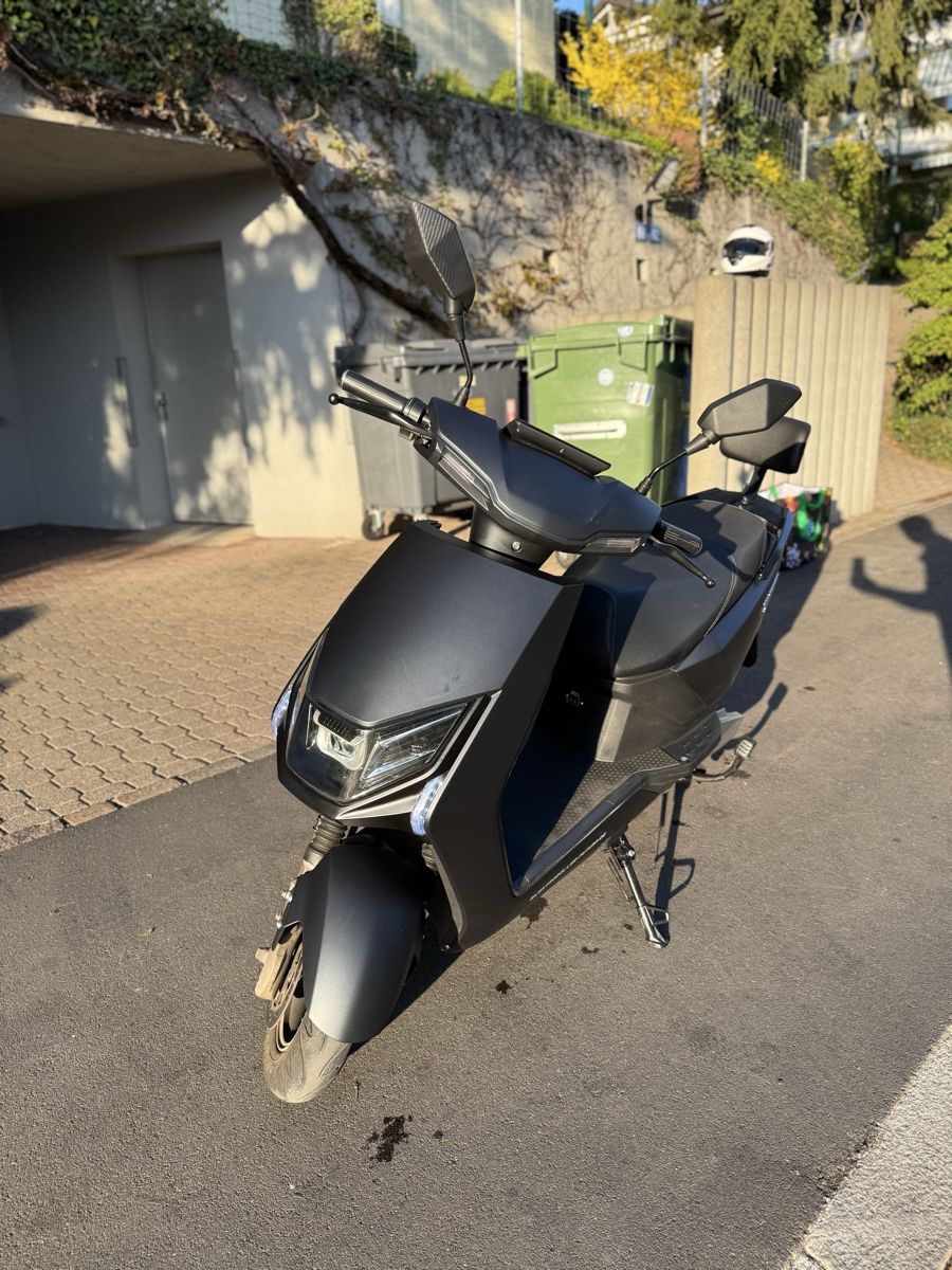 Veicoli elettrici: e-Roller 45km/h, 3000W – Usato da Zürich venduto da natrud 6