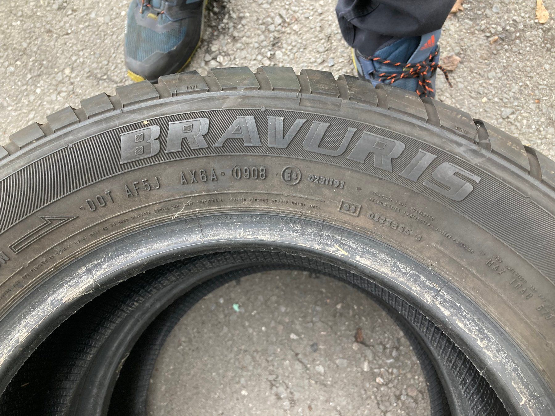 Nokian Pneus & Kompletträder: 215/60R15 Sommerpneu – Gebraucht aus Cham von WB2223 4
