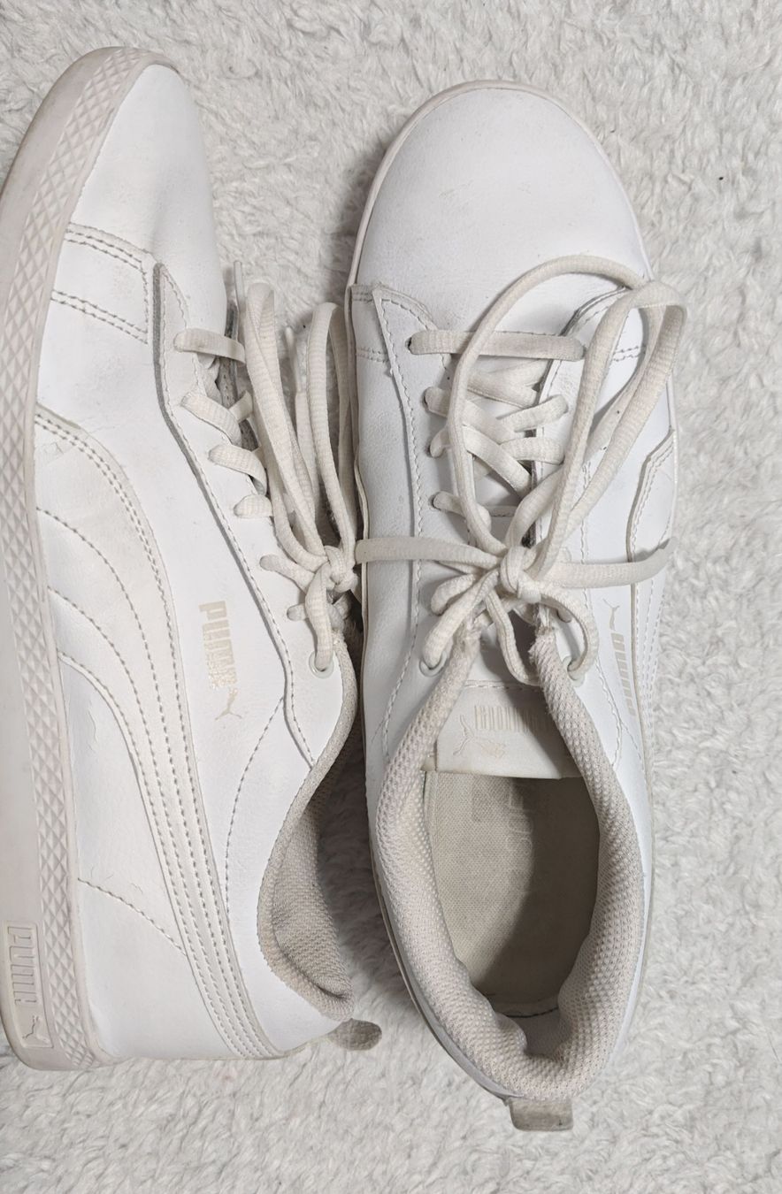Puma Damenschuhe: Puma Sneaker weiss Grösse 41 – Gebraucht aus Rorschach von Laboumedeluxe