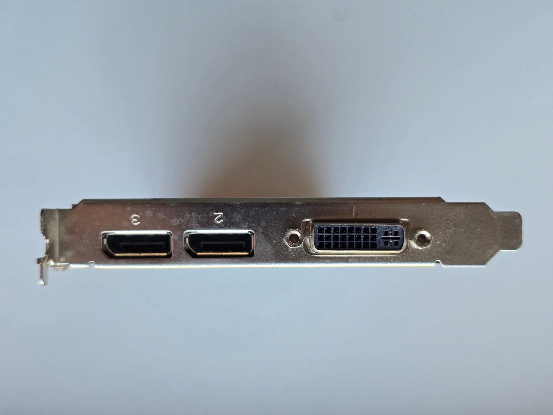 Nvidia Schede grafiche: NVIDIA Quadro FX 3800 – Usato da Herisau venduto da bb1950328 4