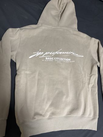JP Performance Pullover