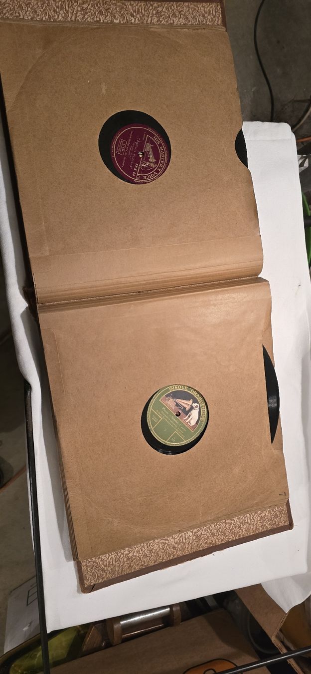 Schallplatten: Konvolut Album mit 12 Schellack Platten Schallplatten  – Gebraucht aus Basel von Jcva 9