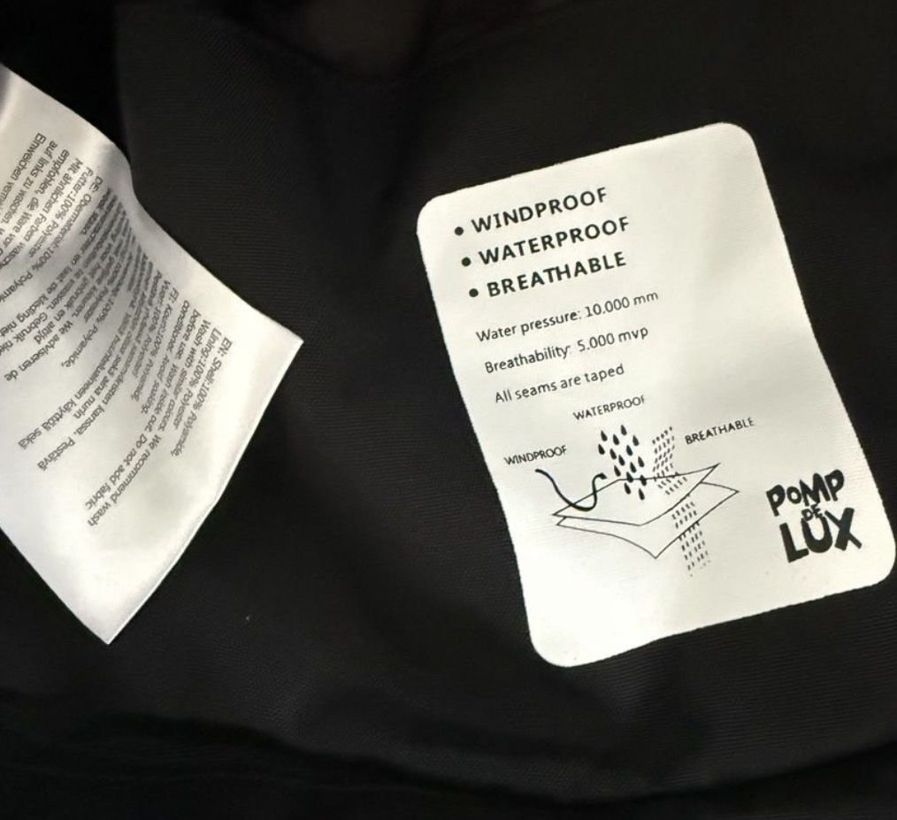 Pomp de Lux Giacche: Pomp de lux Adventure Softshell Gr. 146, schwarz – Nuovo (secondo la descrizione) da Freidorf TG venduto da nad_fxh7 3