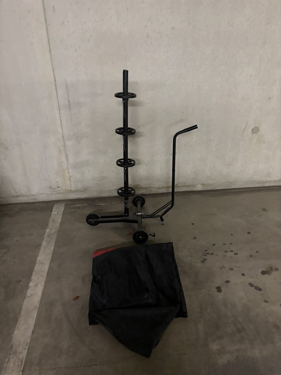 Boîtes à outils & rangements: Arbre de rangement pour jantes – D'occasion à Cologny par ggin1223 1
