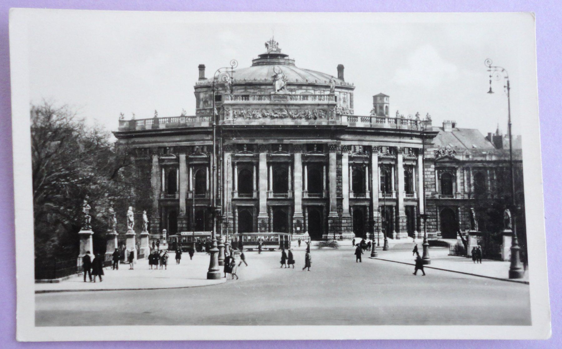 Cartes postales: Wien, Burgtheather – D'occasion à Fétigny par Billy2miny
