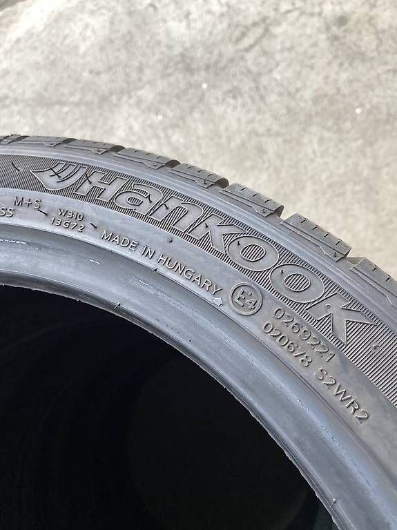 Altro in Scrittura & Disegno: 205/45/17 Hankook Winterreifen  – Usato da Frasnacht venduto da nobloff 3