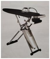 LAURASTAR Model 756 mit Bügelbrett und Bügeleise