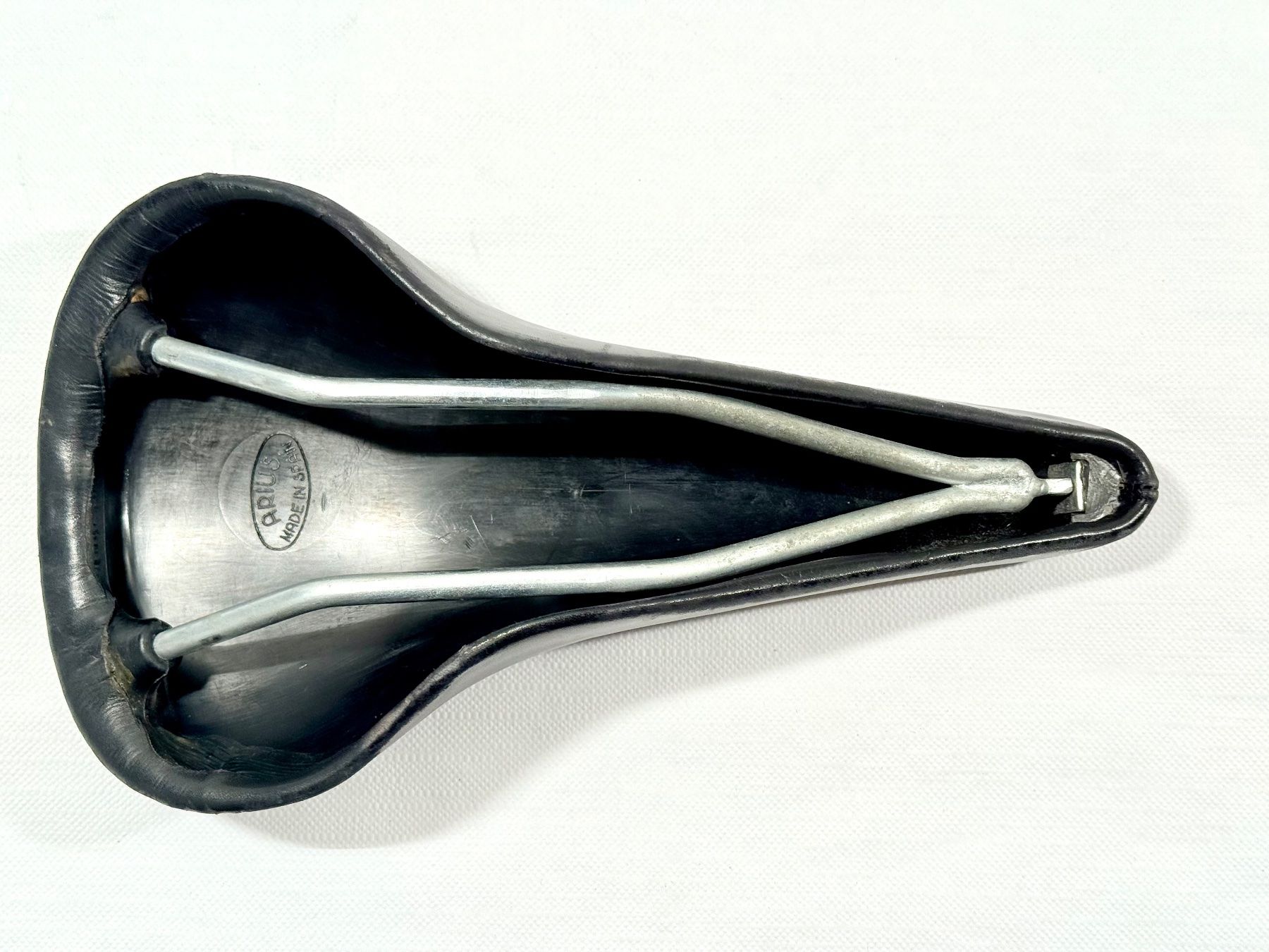 Ersatzteile: ARIUS SPECIAL saddle Sattel Vintage SPAIN 442g – Gebraucht aus Luzern von bikeandbeltcom 4