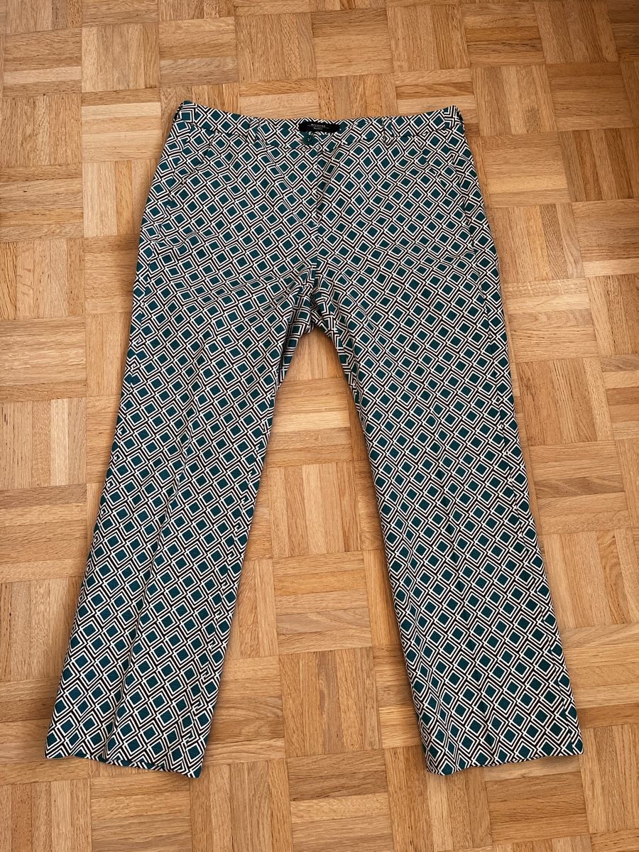 Max Mara Pantaloni: Hose Weekend MaxMara Capri Flare Gr. 40 – Usato da Zürich venduto da Kleanthy 4