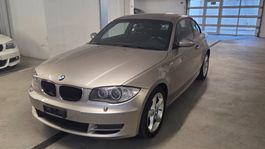 BMW 125i / Automatik / 8-fach bereift / Navi / Klima /