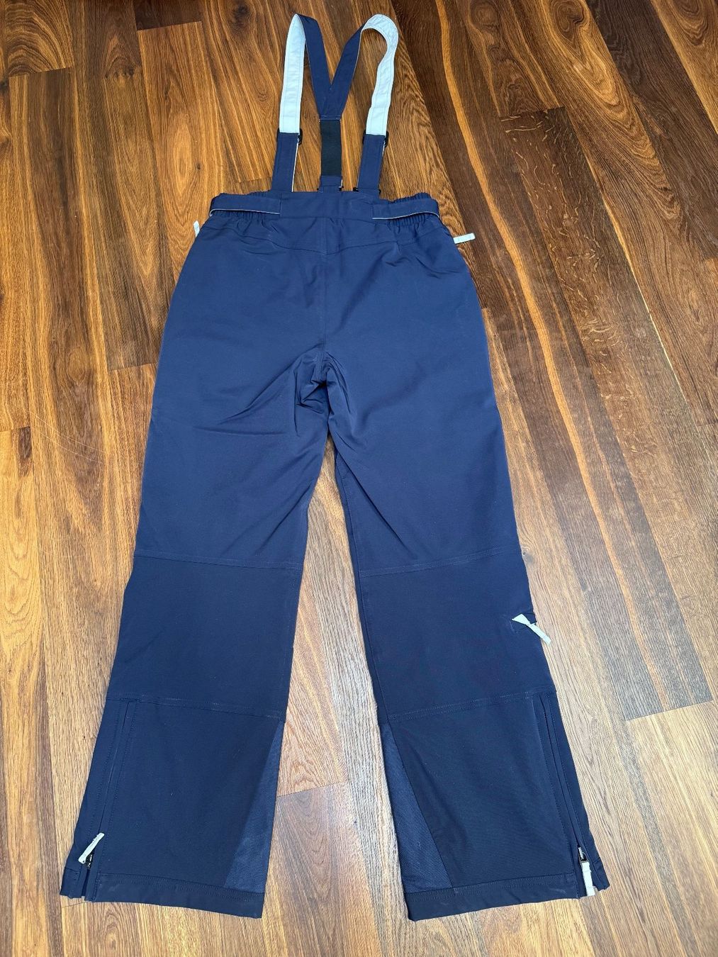 Pantaloni: Skihose Marke SOS Grösse 48 – Nuovo (secondo la descrizione) da Zweisimmen venduto da kakibe 1