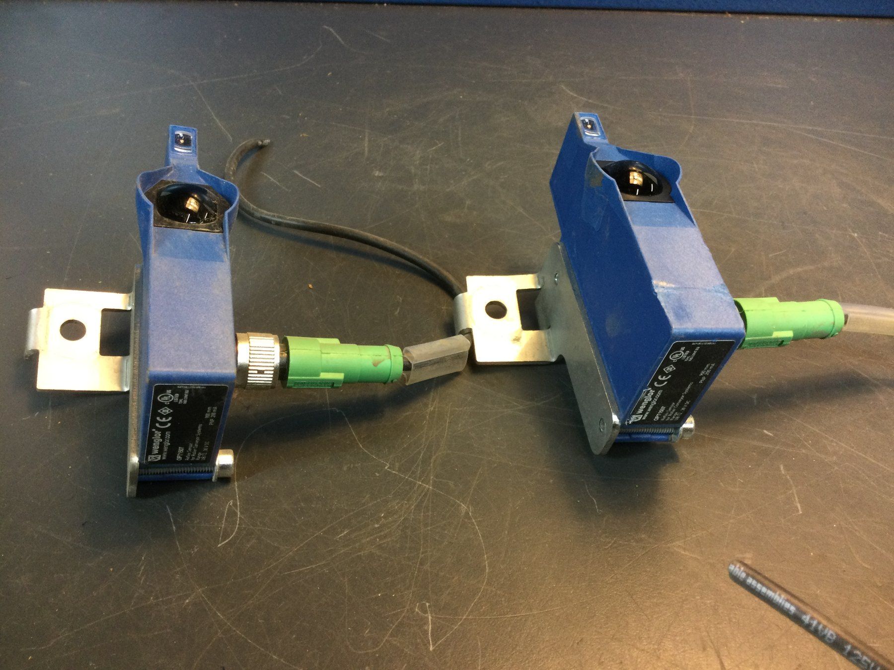 Componenti elettronici: Wenglor Reflexionssensor 12-30VDC 200mA OPT1507 – Usato da Wangen SZ venduto da kuriosum12 2