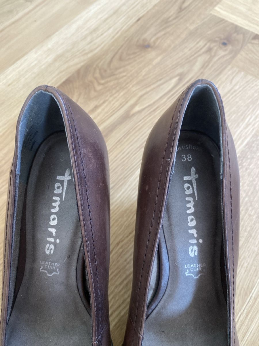 Tamaris Chaussures femmes: Pumps braun und schwarz – D'occasion à Blauen par Baggi 7