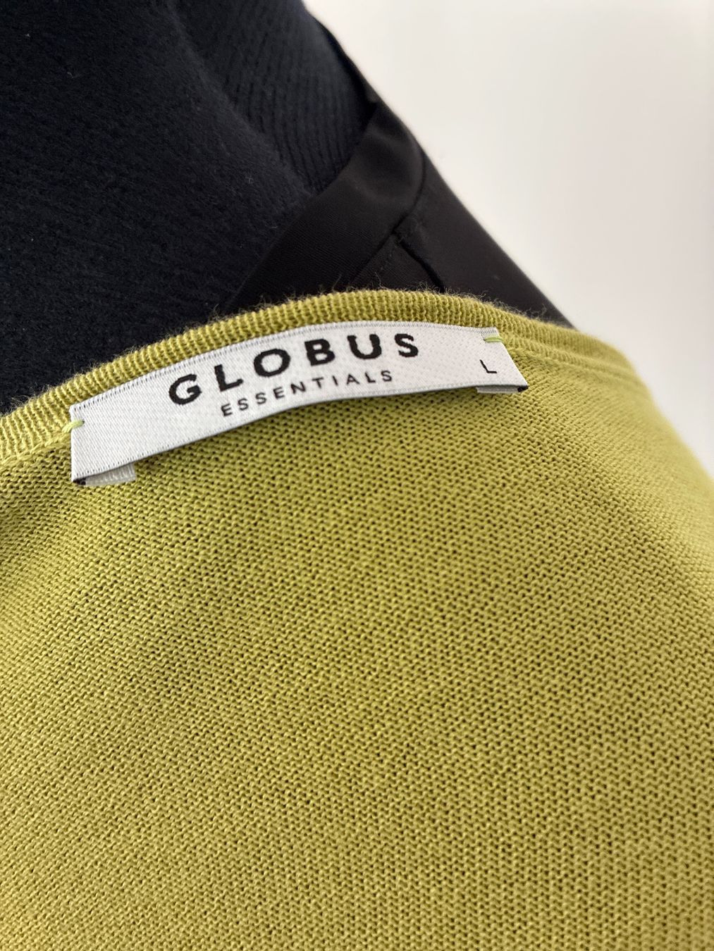 Globus Jacken: Sommer-Strickjacke von Globus Essentials Gr M/L – Gebraucht aus Davos Platz von nanigl 4