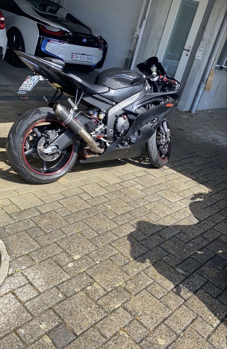 Yamaha Strada: Yamaha R6 RJ15! – Usato da Wollerau venduto da nie_w68c