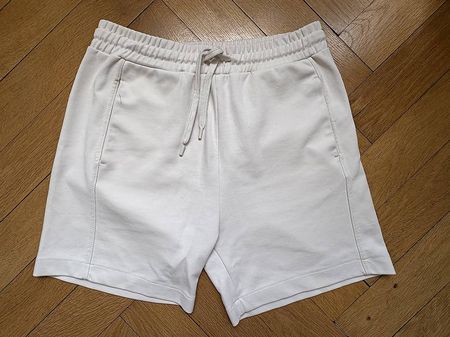 Jogging Shorts von Zara