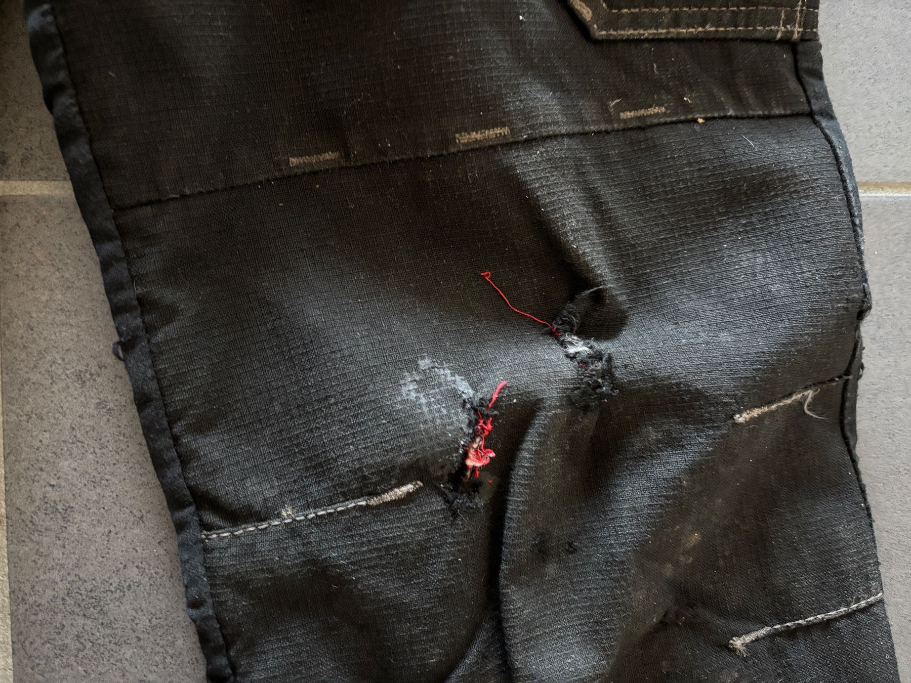 Pfanner Pantaloni: Pfanner Schnitschutzhosen Grösse S – Usato da Holziken venduto da scedi21 1
