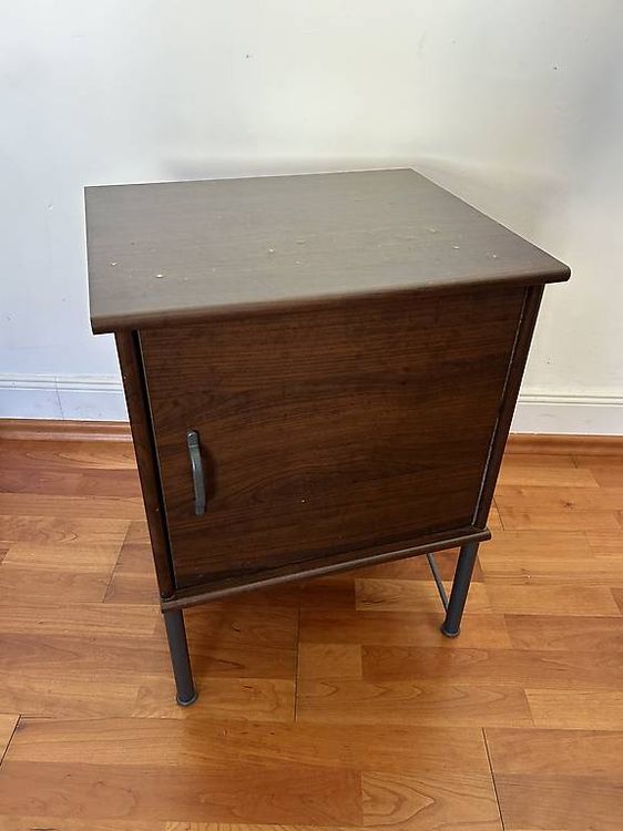 Zu verschenken: Nachttisch Ikea Musken (Gebraucht) in Zürich für CHF 1 ...
