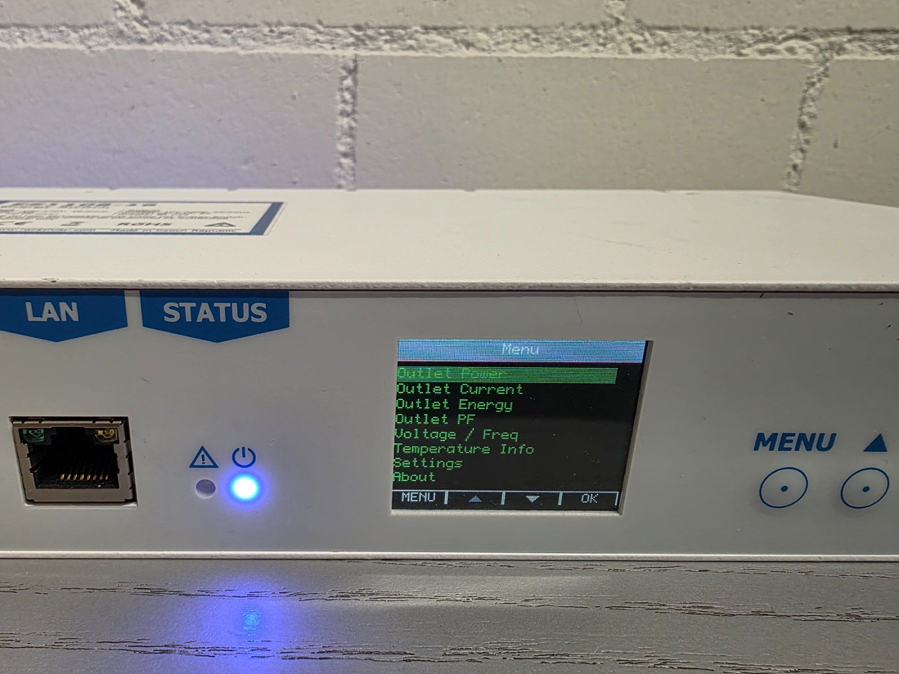 Sistema di controllo: Racktivity Energy Switch ES1108-16 – Usato da Zürich venduto da 2JamMusic 3