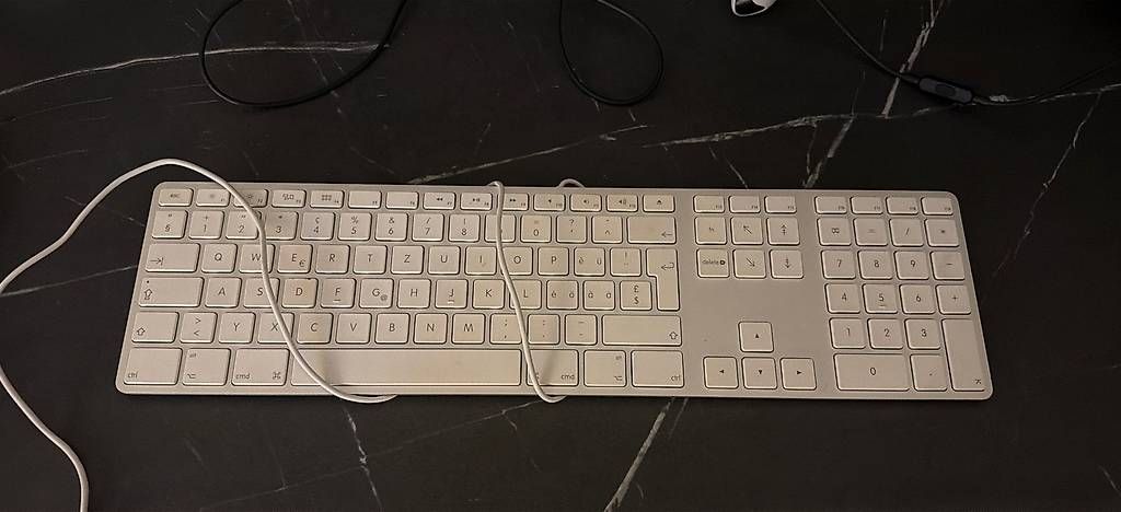 Apple Claviers: Apple Keyboard – D'occasion à Arbon par agi_58sd
