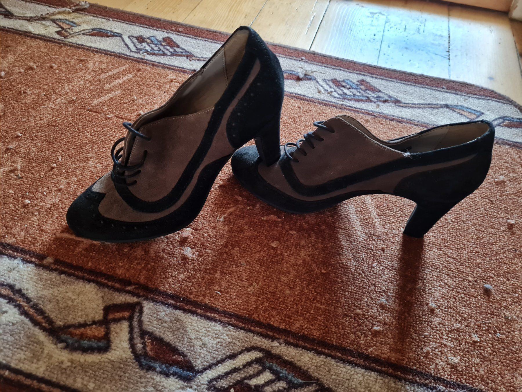 Next Scarpe da donna: Neuwertige Schuhe Gr.36 – Nuovo (secondo la descrizione) da Döttingen venduto da Verkauf 1