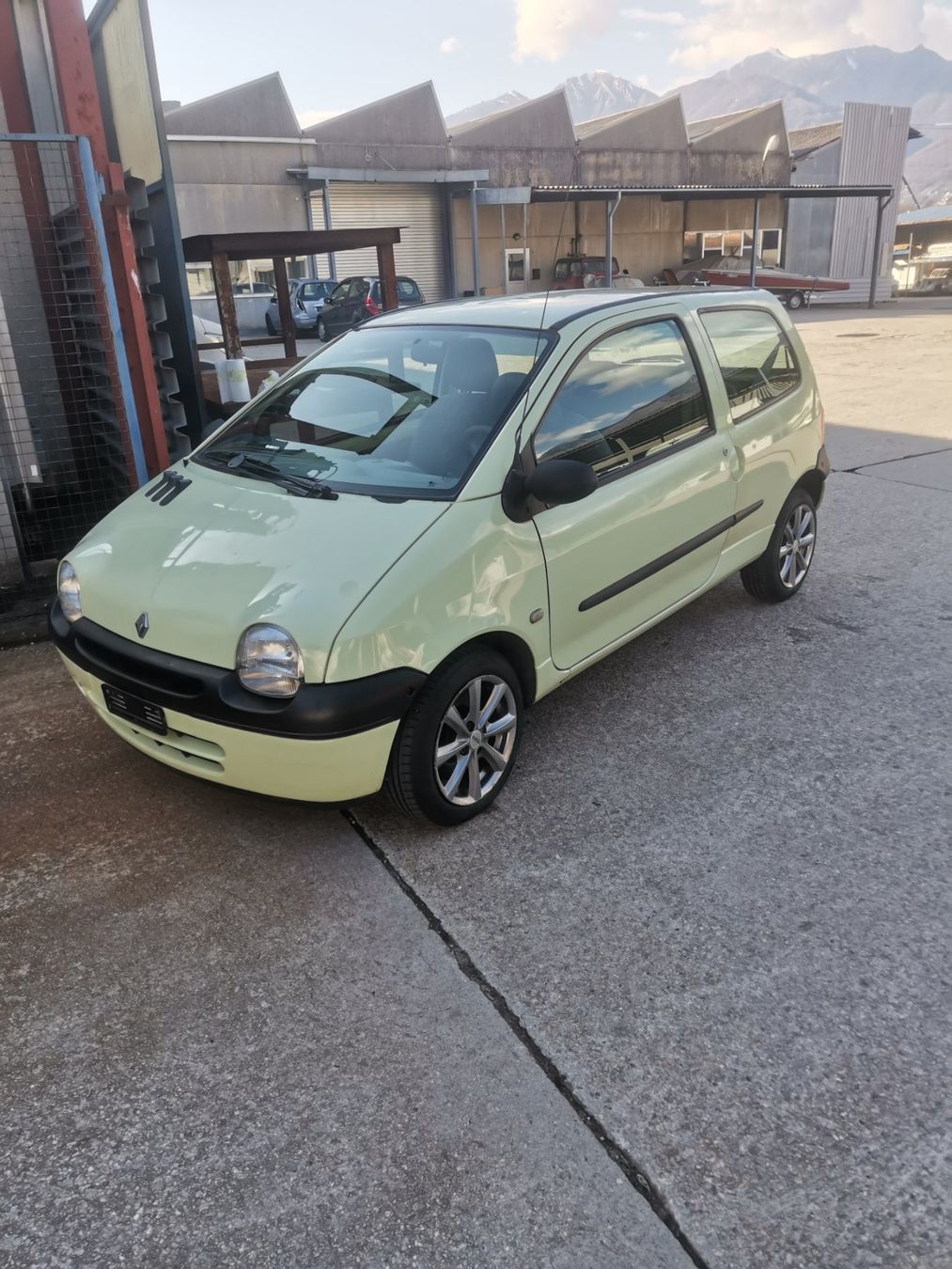 Renault Automobili: Renault Twingo – Usato da quartino venduto da bernet.rs