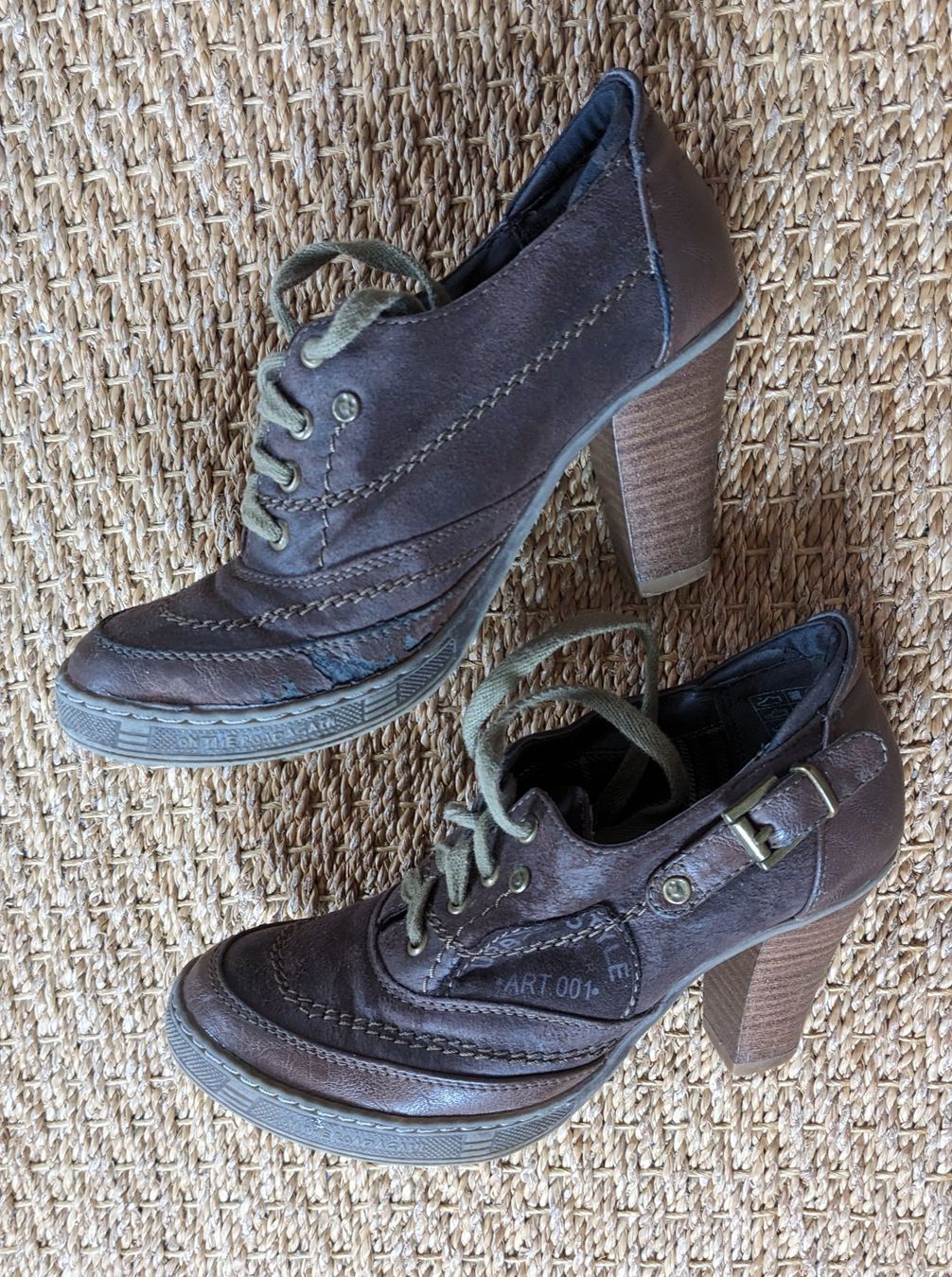 Cube Damenschuhe: Bottines marrons à talons – Gebraucht aus Orsieres von IndianaJones50a 1