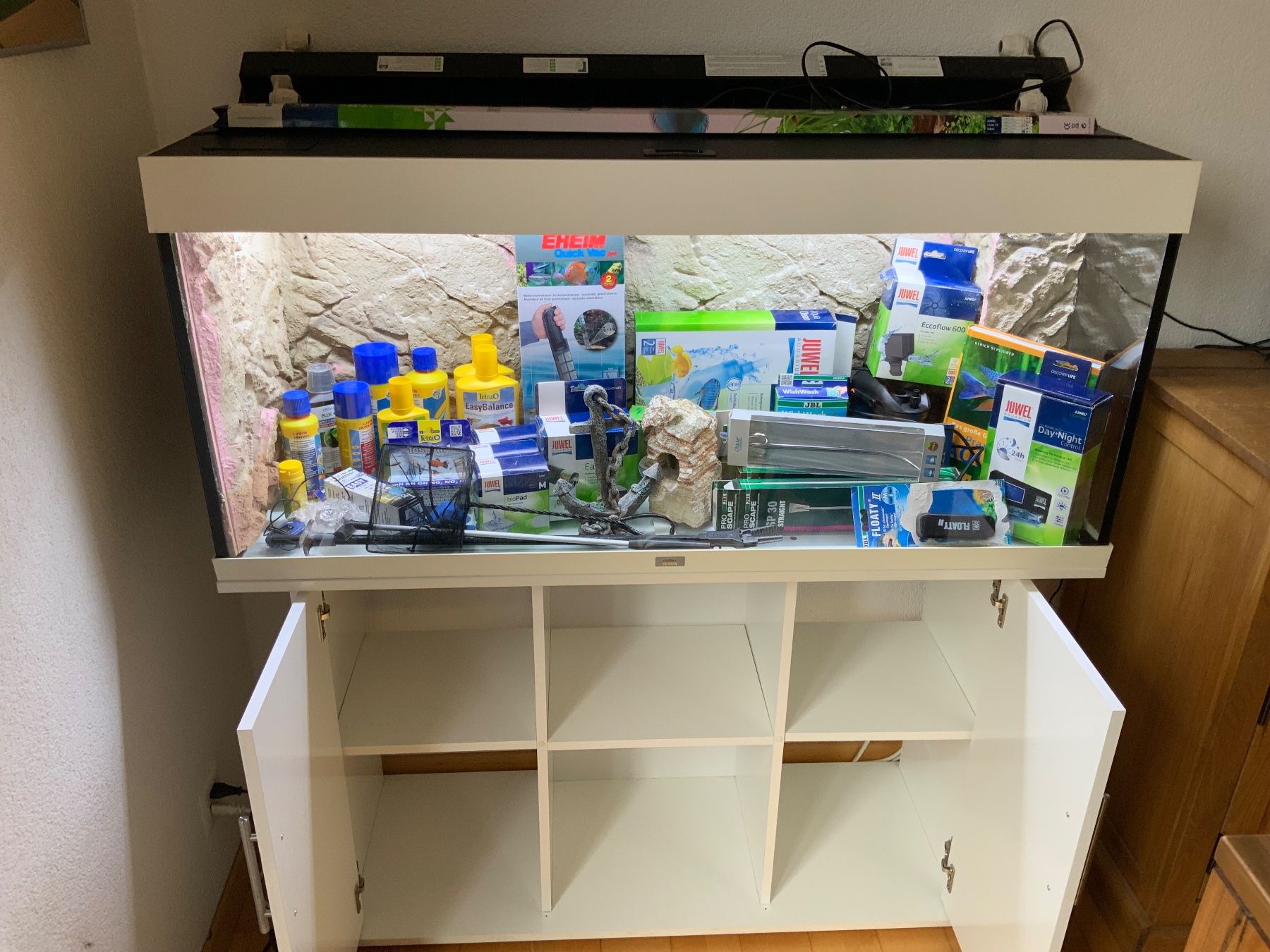 Juwel Aquarium: Aquarium Juwel Rio 240 – Gebraucht aus Mühledorf SO von  1