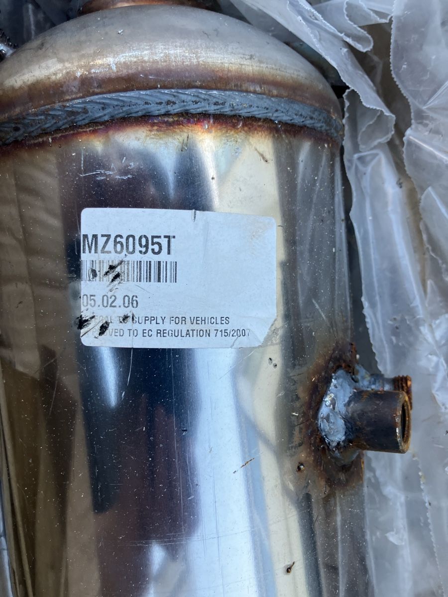 Mercedes-Benz Tutti pezzi di ricambio auto: Filtre à particule Mercedes sprinter neuf – Nuovo (secondo la descrizione) da Gimel venduto da jia_292f 1