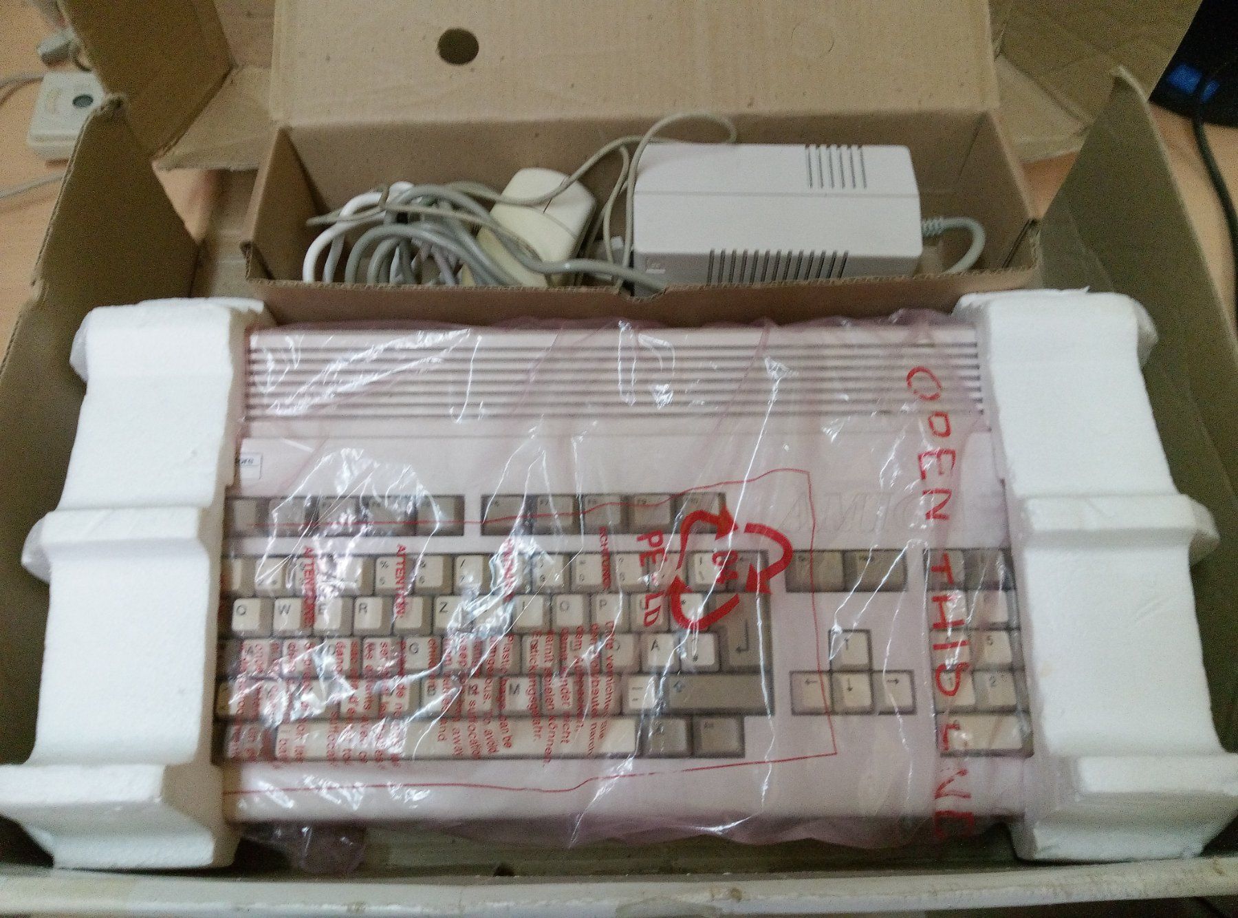 Commodore PC: AMIGA 1200 in OVP – Usato da Naters venduto da sealed-gamer 1