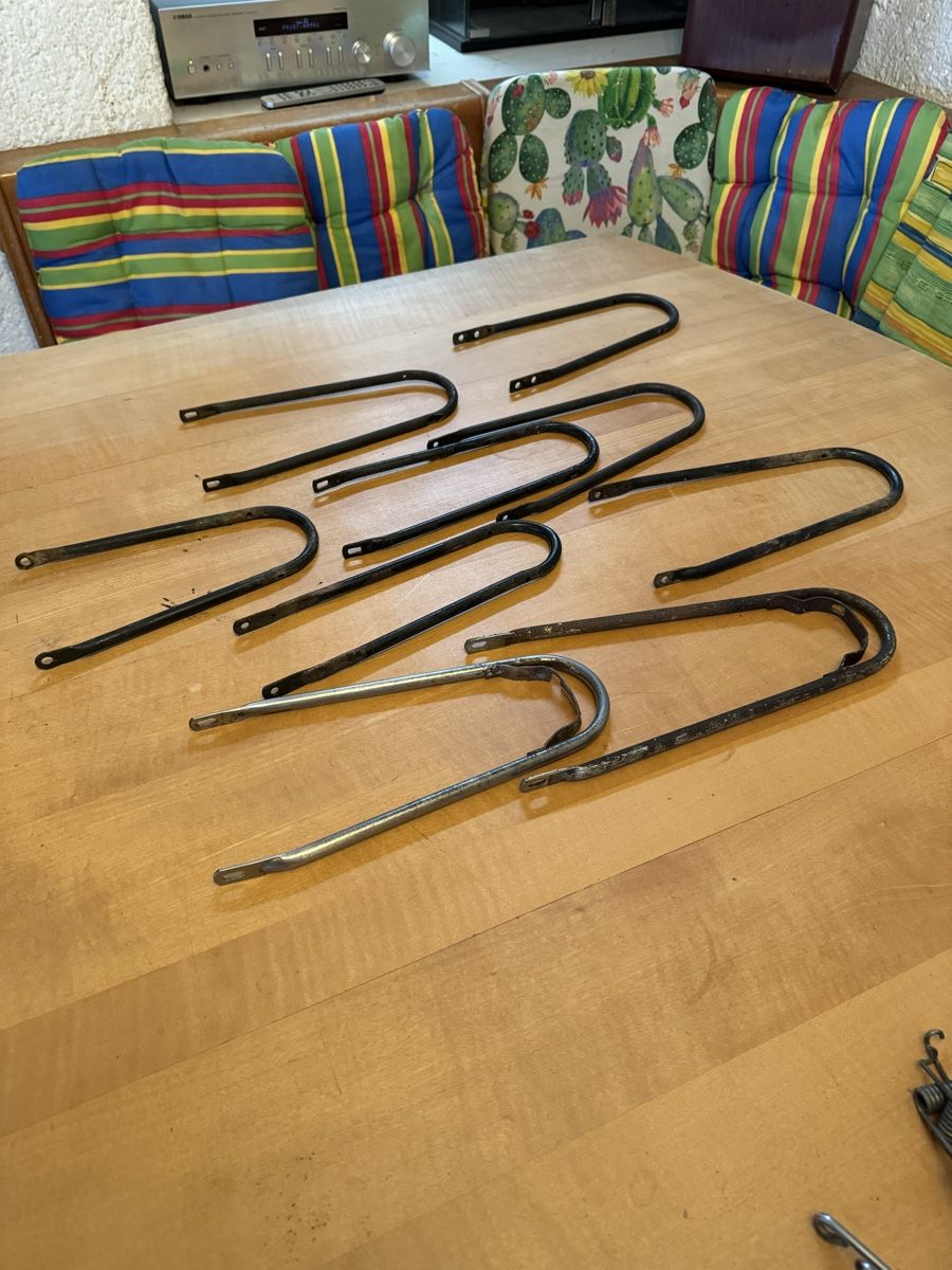 Parti ricambio per ciclomotori: Mofa Schutzblech Halter – Usato da Dübendorf venduto da Sachs621 2