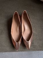 Neutralizer Rose Gold Pointed Ballet Flat