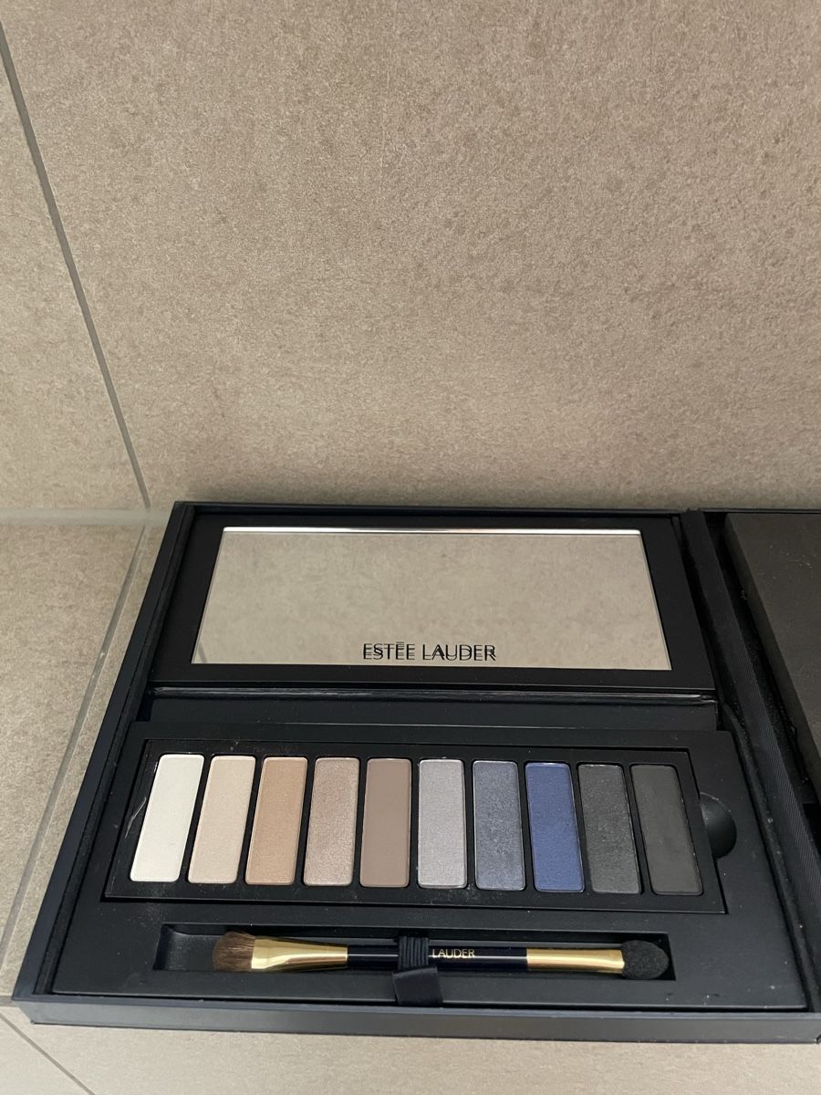 Estée Lauder Make-up: Lauder Make up Palette Lidschatten – Gebraucht aus Unterägeri von sen_5yzr 2