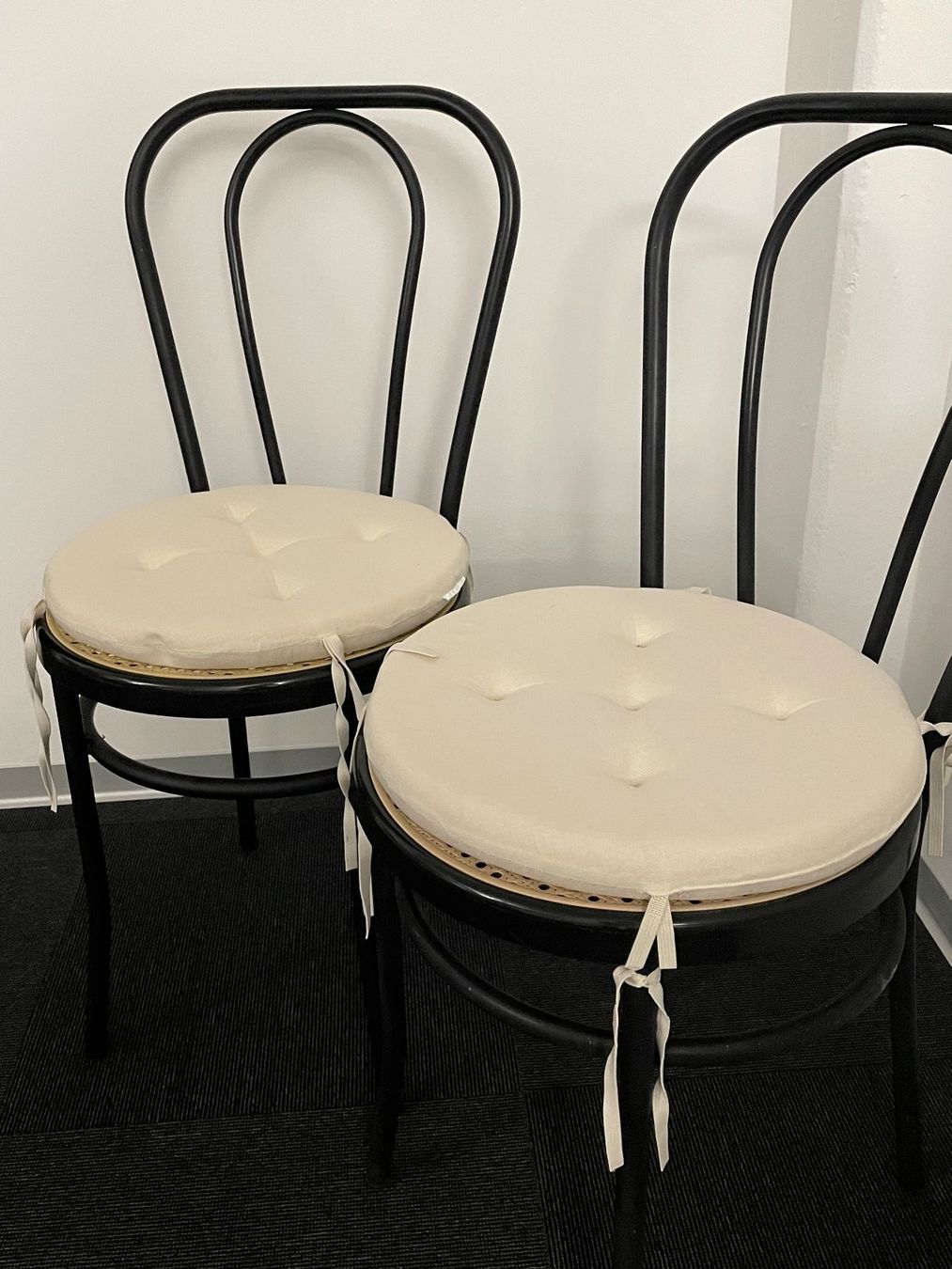 Stühle: 2er Set Bistrostühle im Thonet-Stil – Gebraucht aus Zürich von plumita 4