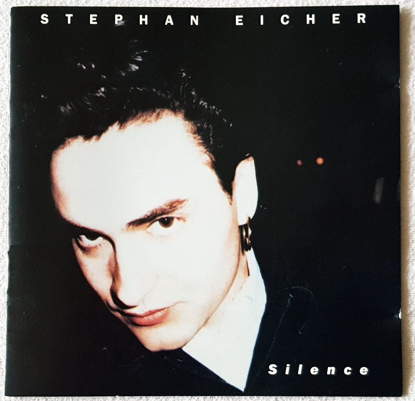 CD: Stephan Eicher – Silence - CD - 1987 - WEA – Usato da Uster venduto da Zardodel