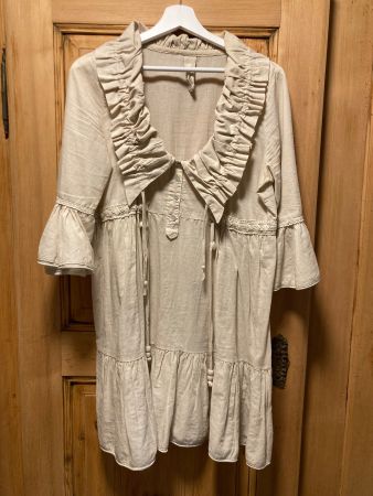 Tunika beige romantisch verspielt