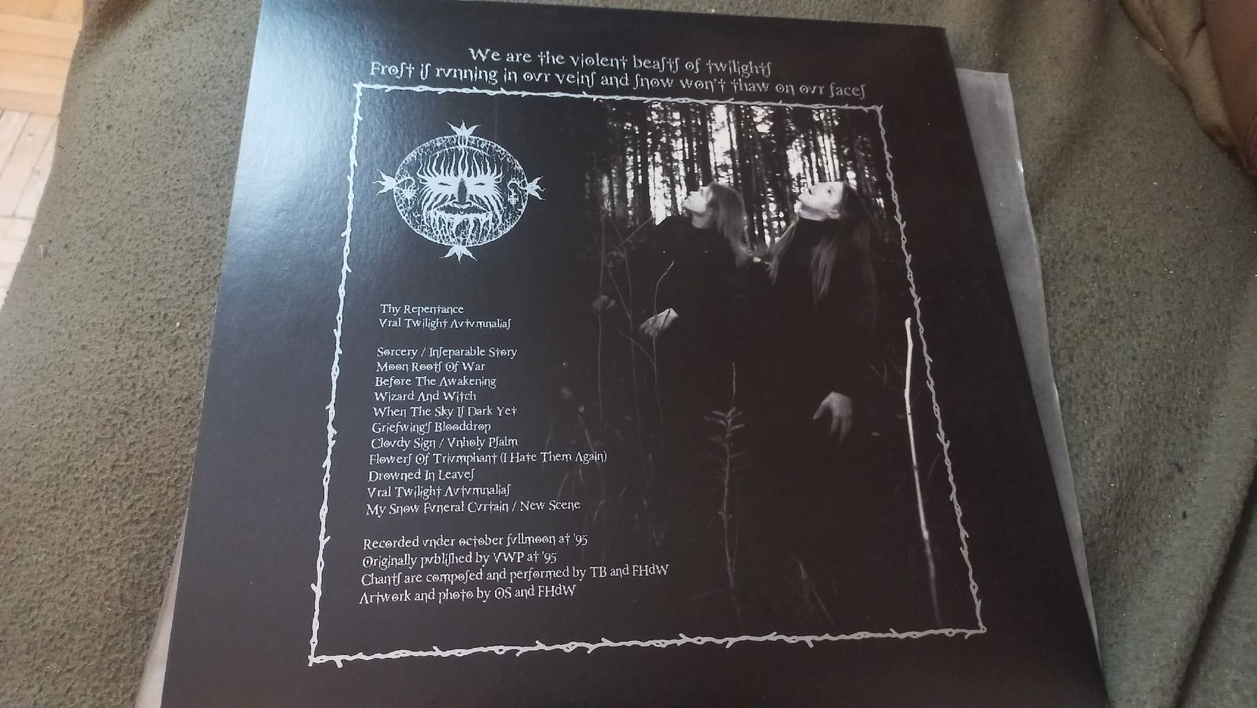 Dischi in vinile: Thy Repentance - Vral...Vinyl LP BLACK METAL – Usato da Olten venduto da Donatello1984 1
