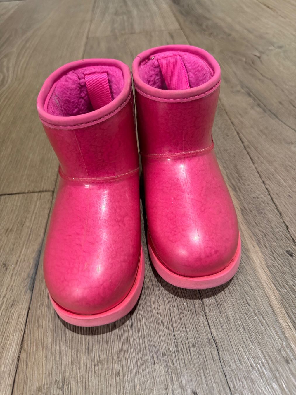 Scarpe per ragazze: UGG Kids Classic Mini Clear Boots 32.5 – Usato da Conches venduto da edely83