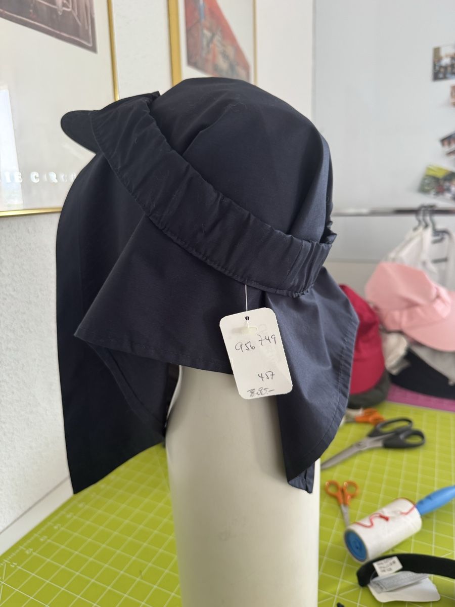 Copricapi, berretti & cappellini: Sonnenschild mit Dreieckstuch  – Nuovo (secondo la descrizione) da Sins venduto da ger_d8rz 2