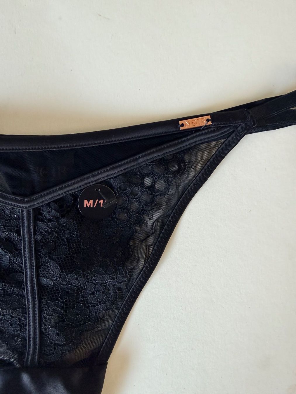 Hunkemöller Altra biancheria intima: HUNKEMÖLLER, String VERONICA, Grösse M, Farbe Schwarz – Nuovo e nell'imballaggio originale da Rudolfstetten venduto da gst_g7xl 1