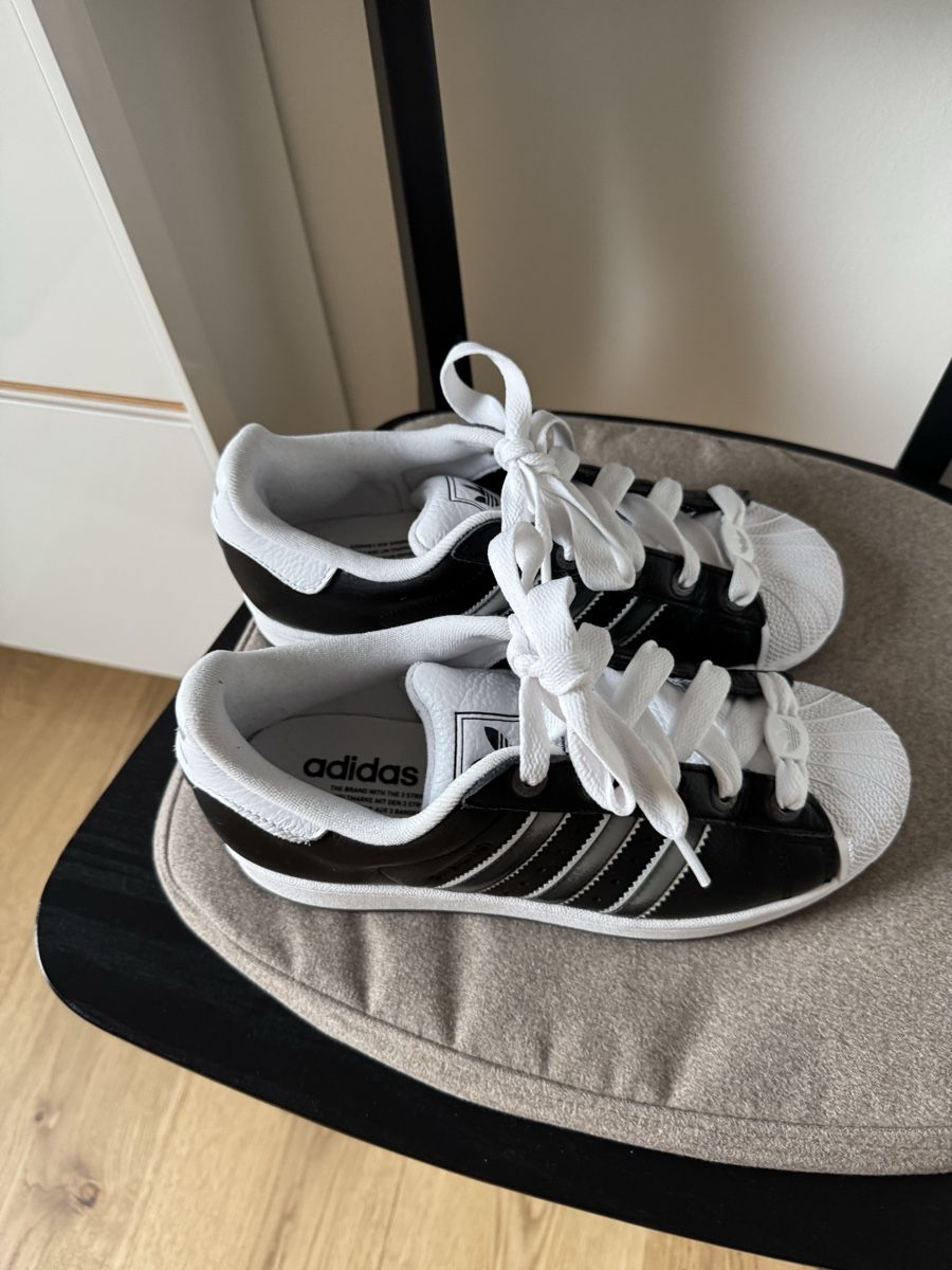Adidas Herrenschuhe: Adidas Sneaker Schwarz-Weiss – Neu (gemäss Beschreibung) aus Basel von Americana60 2