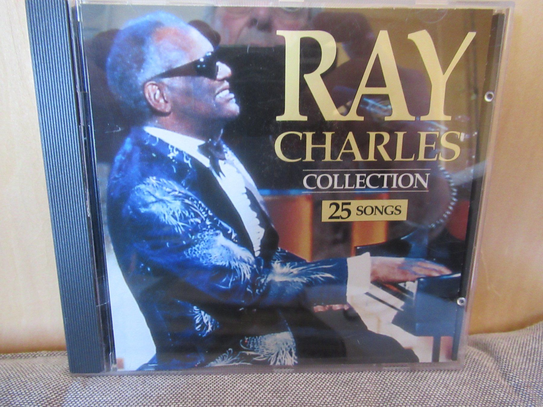 CD: RAY CHARLES COLLECTION - 25 SONGS – Usato da Grône venduto da Mire01