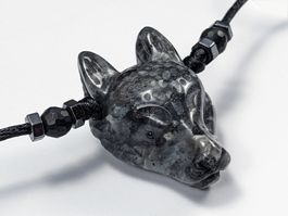 Wolfskopf Anhänger/Kette aus Larvikit - Wolf Schmuck