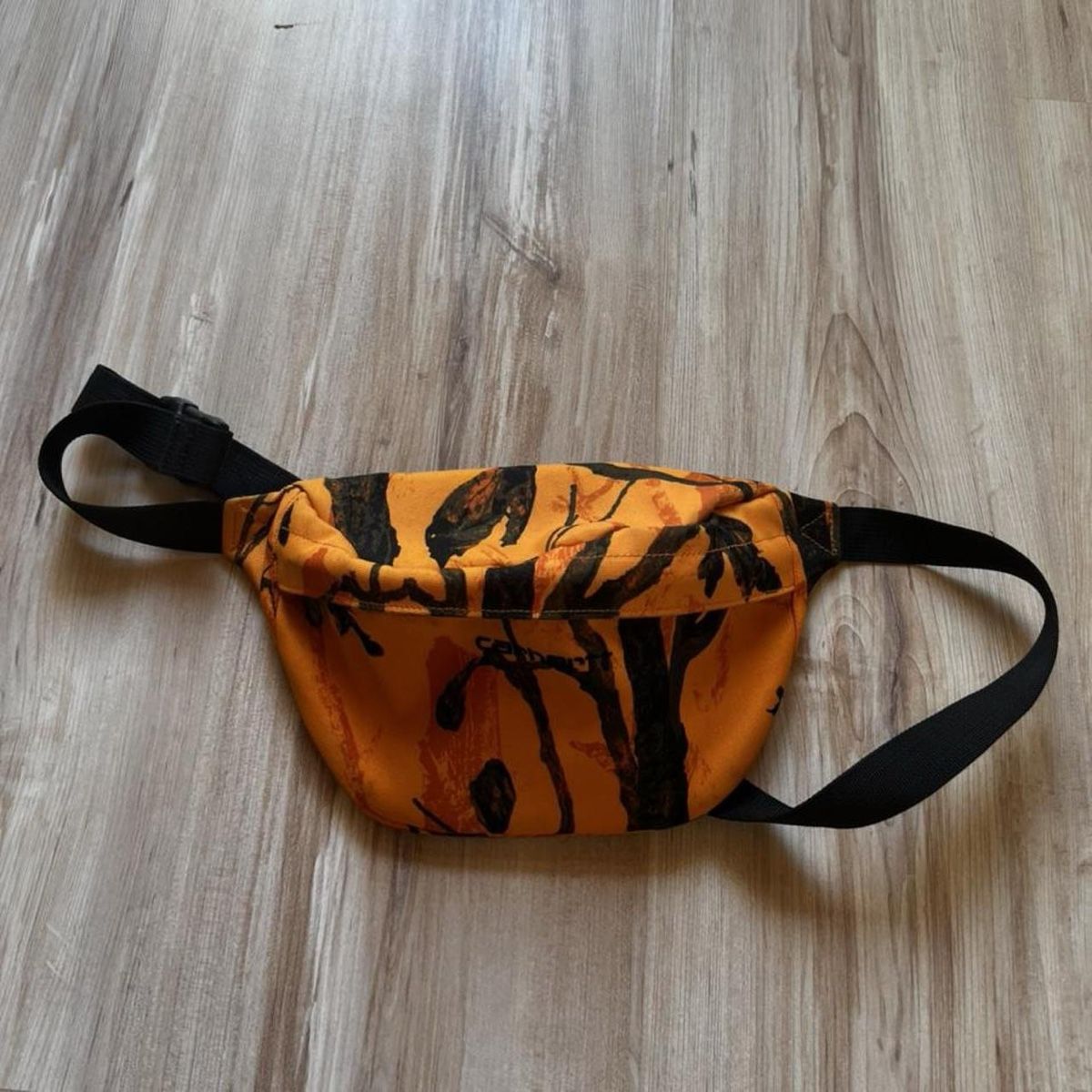Carhartt Taschen: Carhartt Bauchtasche – Gebraucht aus Wigoltingen von _vntg_ 1