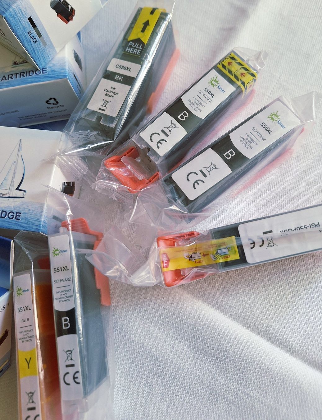 Pixma Cartucce per stampanti & toner: Canon Druckerpatronen PGI-550 und CLI-551 – Nuovo e nell'imballaggio originale da Lyssach venduto da Lyhuga 2