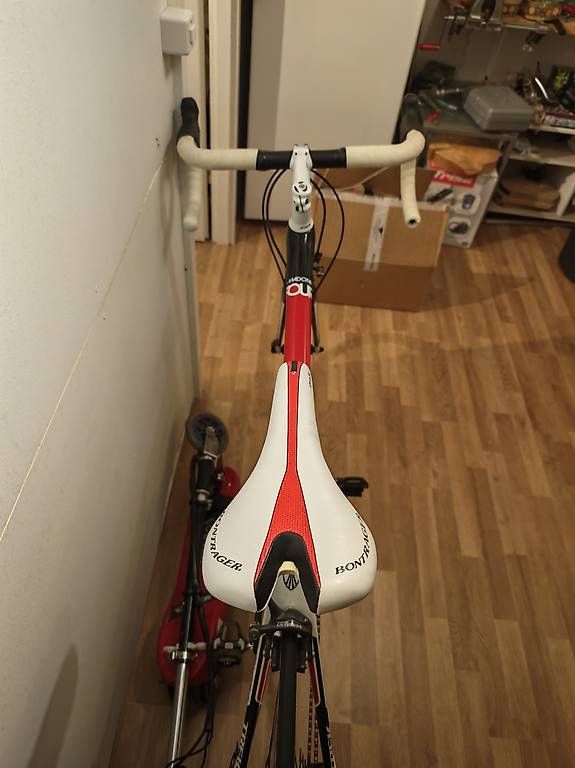 Biciclette: Carbon Rennvelo TREK  – Usato da Weesen venduto da mHasanaj