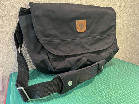 Fjällräven Greenland Umhängetasche schwarz 